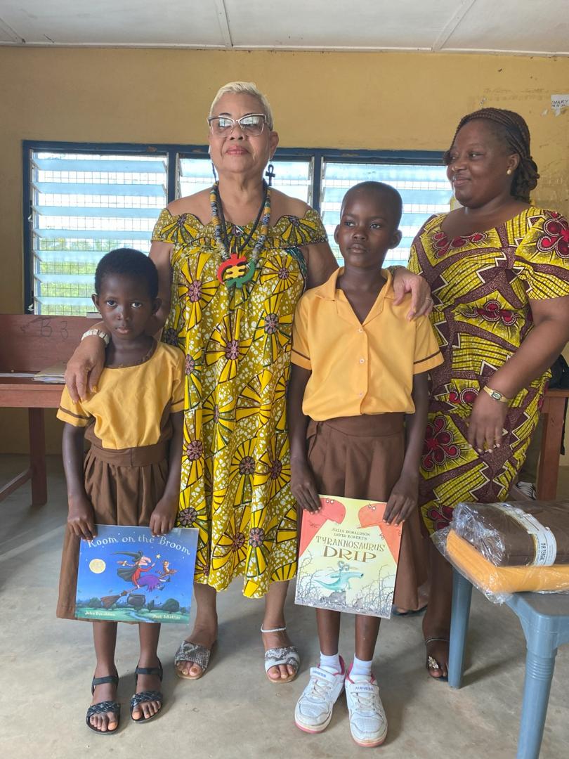 Naa Boafoyena interacting with students